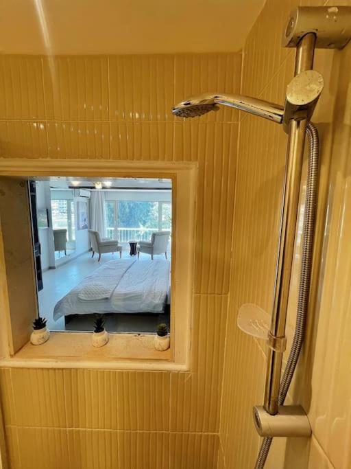Apartment Nile Front Zamalek Abu El Feda 3br