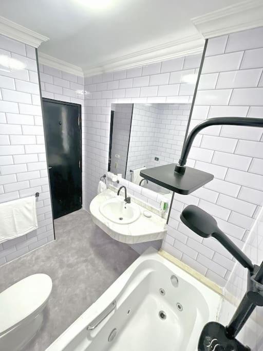 Apartment Nile Front Zamalek Abu El Feda 3br