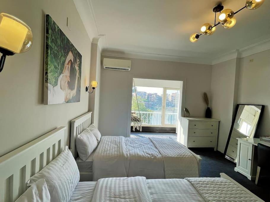 Nile Front Zamalek Abu El Feda 3br * Cairo